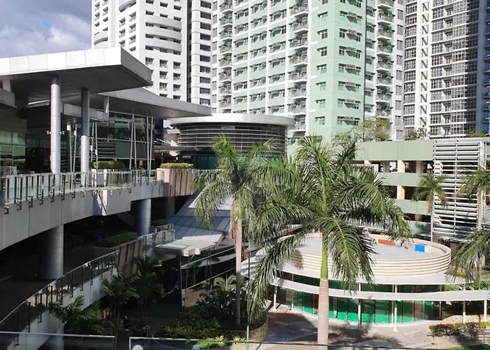 Near Robinsons Mall Magnolia Aparthotel